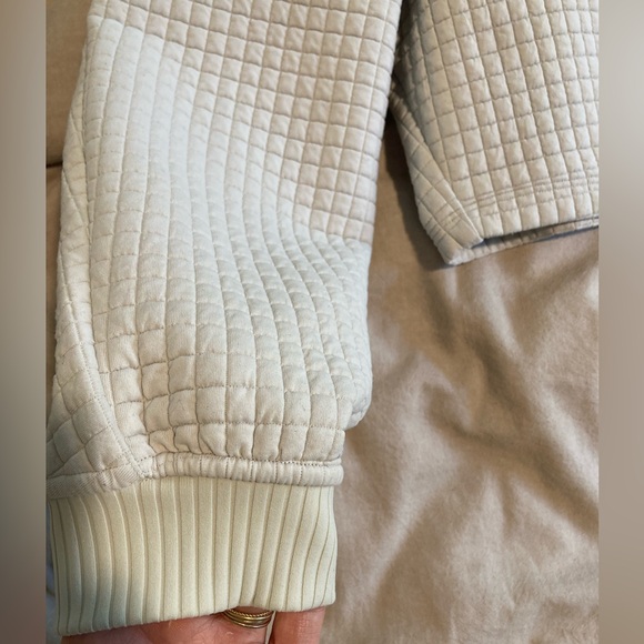 Lululemon Lab Textured Grid Cropped Pullover - Picture 7 of 10